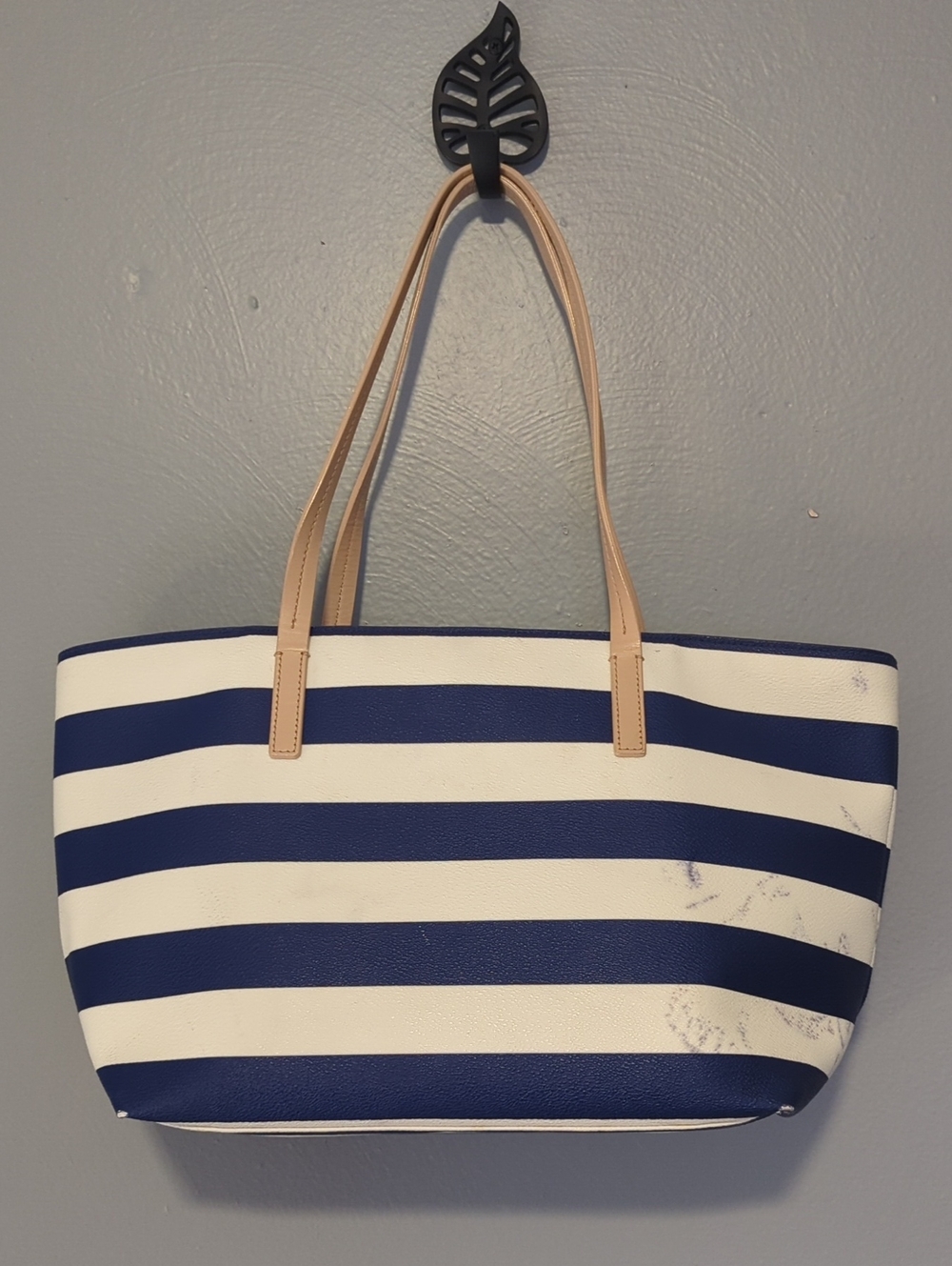 Kate Spade New York Cow Leather Tote Bag White And Navy Stripe With Keychain - Picture 9 of 16